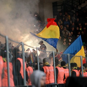 УЕФА наказал сборную Молдавии за поведение фанатов на матче с Россией