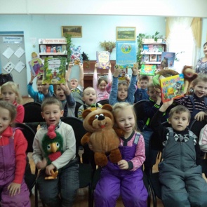 Ачинские читатели побывали за столом с литературными героями