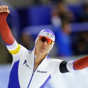 Конькобежец Кулижников стал чемпионом мира на дистанции 500 метров