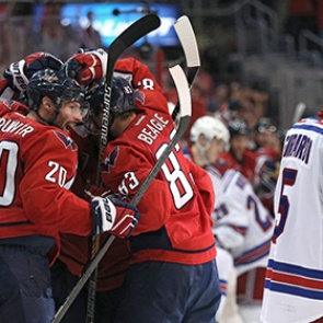 Клуб Овечкина во второй раз в истории выиграл регулярный чемпионат НХЛ