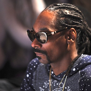 Снуп Догг обматерил Шварценеггера и назвал его расистом