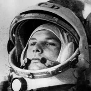 Космонавт Леонов назвал виновника гибели Гагарина