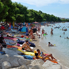 Немецкая разведка предупредила о готовящихся на курортах Европы терактах