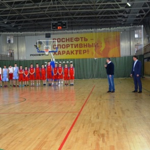 В Ачинске прошла серия мастер-классов по баскетболу среди ребят из детско-юношеской спортивной школы «Центра игровых видов спорта»