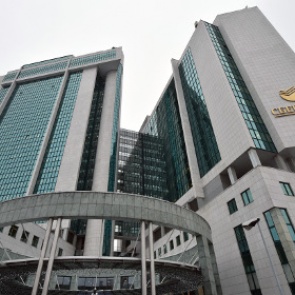 Сбербанк снизил ставки по вкладам населения