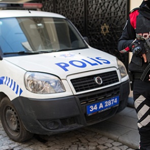 Четыре человека пострадали в результате взрыва в Стамбуле