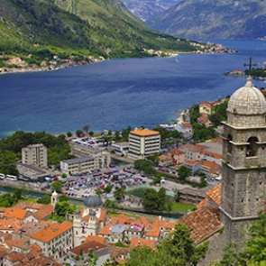 Черногория возглавила топ предпочтений российских туристов на начало лета