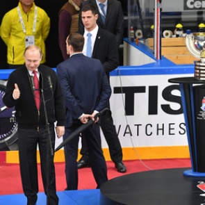 Путин поздравил сборную Канады с победой на чемпионате мира в России