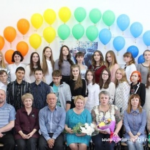 В Ачинской детской художественной школе им. А.М. Знака состоялся выпускной экзамен