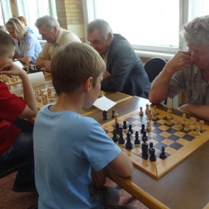 Госавтоинспекторы, ветераны МВД и члены общественного совета провели шахматный турнир «Строгие фигуры»