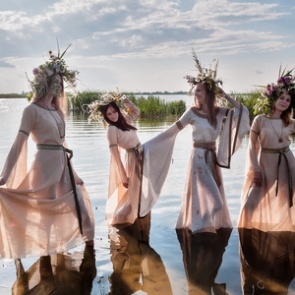 Предания и обычаи Ивана Купалы на «Ачинском Арбате»