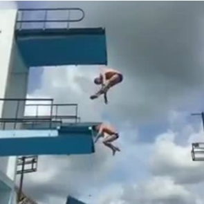 Под российским прыгуном в воду сломалась вышка