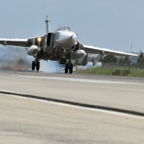В Турции задержали сбивших российский Су-24 пилотов истребителя