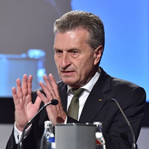 ЕС исключил безвизовый режим для Турции в этом году