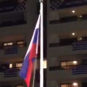 В Олимпийской деревне в Рио поднят флаг России