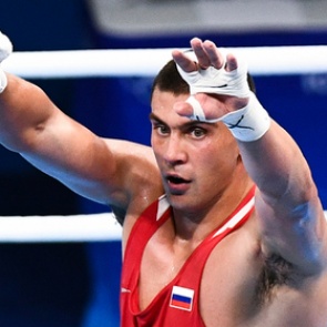 Евгений Тищенко принес России первое золото Олимпиады в боксе
