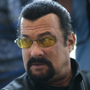 Сигал заявил о возможности получения в будущем российского гражданства