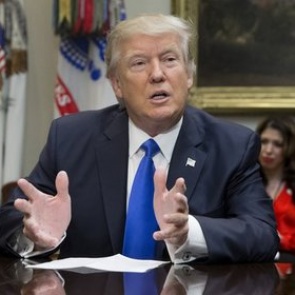 Трамп опроверг смягчение антироссийских санкций