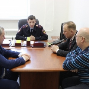 В Ачинске прошла рабочая встреча руководства полиции и представителей народных дружин