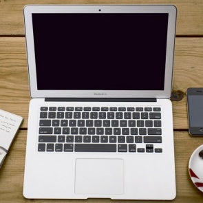 За интимную переписку с 12-летней девочкой задержан житель Ачинска