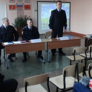 Руководитель Ачинской полиции провел прием граждан