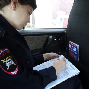 Новичкам на дорогах ввели новые штрафы и ограничения в правах