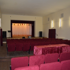 Красноярская фирма злостно уклоняется от исполнения гарантийных обязательств после капитального ремонта Тарутинского Дома культуры