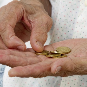 После объявления об отсутствии повышения пенсии для работающих пенсионеров их число по краю снизилось на 25 %