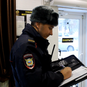 В Ачинске задержали жителей Шарыпово с крупной партией наркотиков