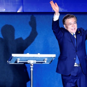 Новым президентом Южной Кореи стал Мун Чжэ Ин