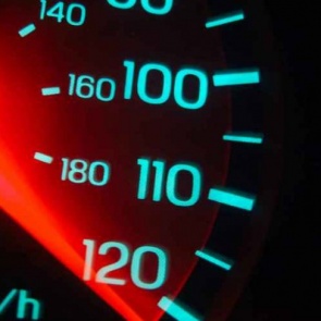 По какой причине чаще всего погибают в ДТП?