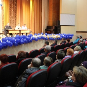 В Ачинском районе полицейские поговорили с гражданами о противопожарной безопасности