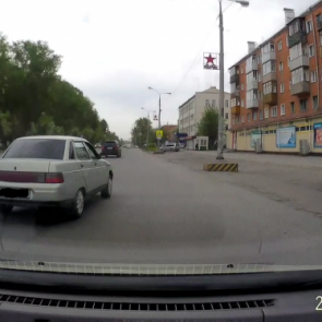 Дорожная полиция и общественность привлекла к административной ответственности автолюбителя «шашечной езды»