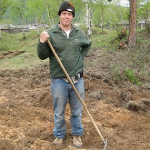 Веселый молочник попал в больницу после укуса энцефалитного клеща