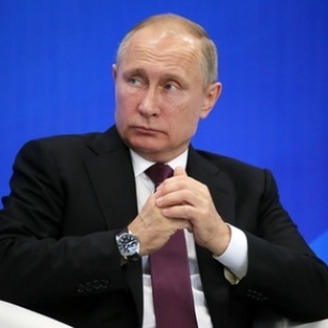 Путин одобрил поправки в бюджет-2017