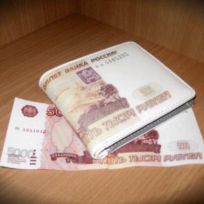 В Ачинске полицейские задержали подозреваемую в краже денежных средств