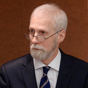 Минздрав поддержит запрет продажи «мерзавчиков» и «чекушек» на кассах