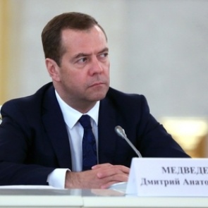 Медведев отправится в турне по регионам в поддержку «Единой России»