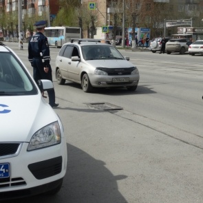 Дорожные полицейские в Ачинске проверят водителей на трезвость