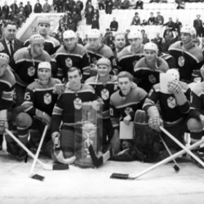 Вратарь сборной СССР по хоккею найден убитым