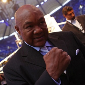 Джордж Форман вызвал Стивена Сигала на поединок