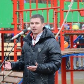 Ачинск посетил двукратный олимпийский чемпион Евгений Устюгов