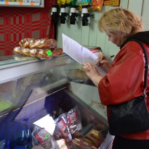 В Ачинске продавцу грозит уголовная ответственность за продажу алкоголя подростку