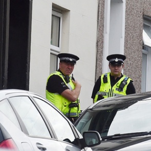 Планировавших теракт подростков поймали в Британии