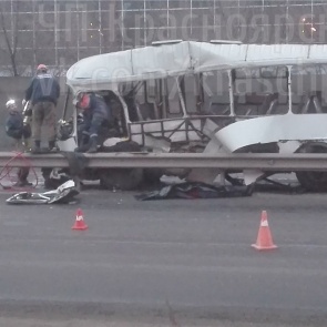 В страшном ДТП с самосвалом погибли водитель и кондуктор автобуса