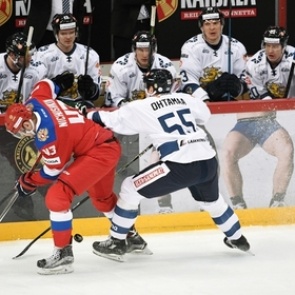Российские хоккеисты проиграли Финляндии