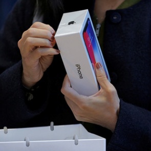 Владельцы iPhone X столкнулись с новым дефектом