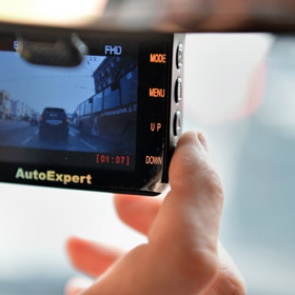 Участниками дорожного движения о правилах фотовидеосъемки при общении с инспекторами ДПС