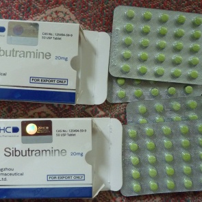 В Ачинске полицейские задержали подозреваемую в контрабанде сильнодействующих веществ