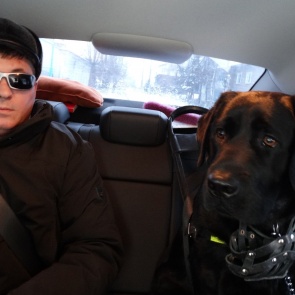 В Ачинске люди с ограниченными возможностями здоровья обратились к жителям страны с призывом #ПристегнисьРоссия